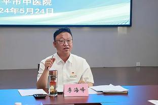 安东尼：杨就像哈登是一个体系 穆雷试过和他搭档后该考虑下一步